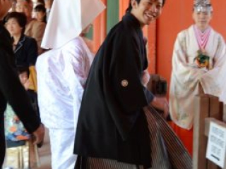 japan11-03-075 japan11-03-075