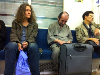 japan11-08-104 japan11-08-104