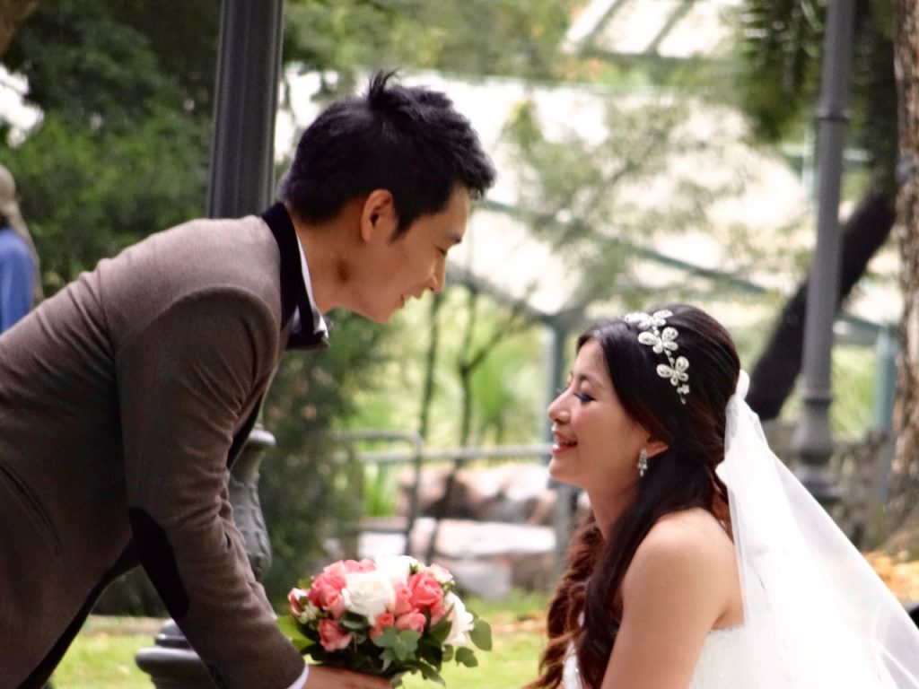 SIN-04 - 28 SIN-04 - 28