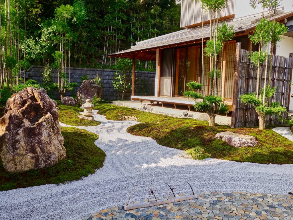 JAPAN-2016-07-049 JAPAN-2016-07-049