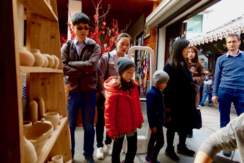 CHINA-2017-15-087 CHINA-2017-15-087