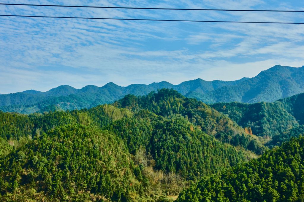 CHINA-2017-16-052 CHINA-2017-16-052