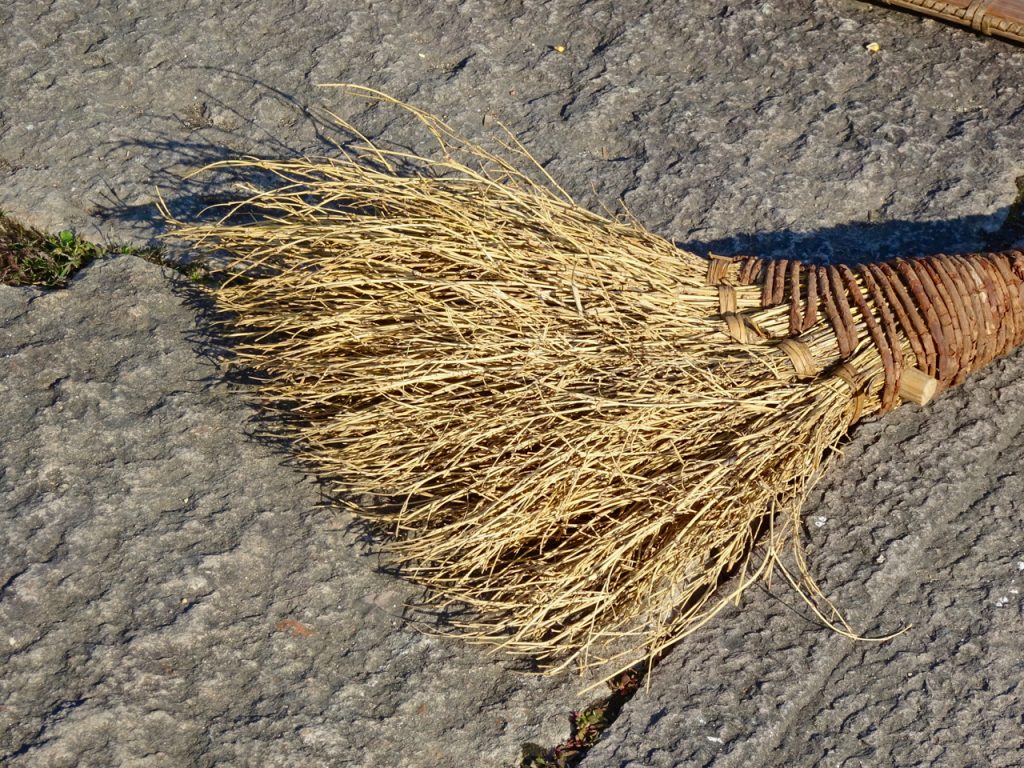 CHINA-2017-16-111 CHINA-2017-16-111