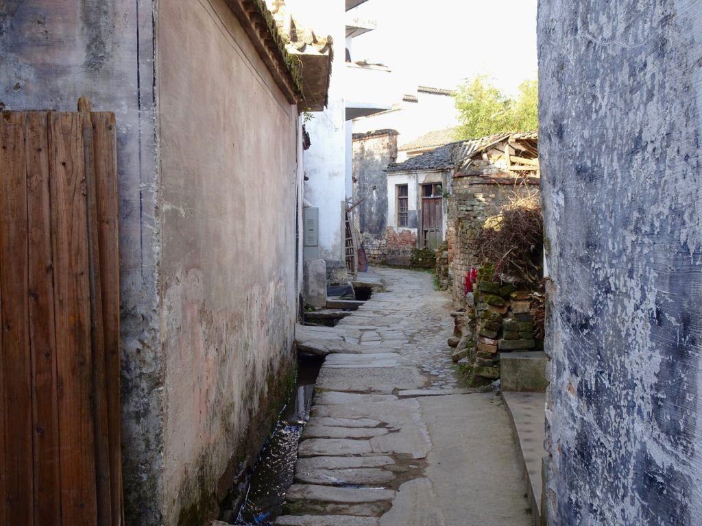 CHINA-2017-16-147 CHINA-2017-16-147