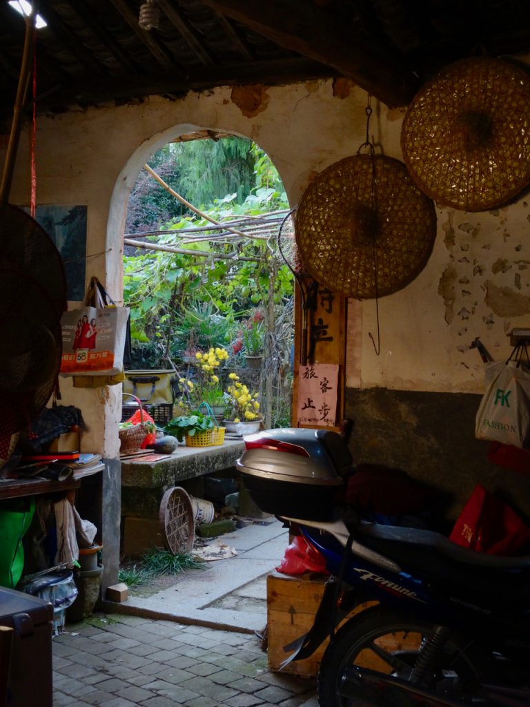 CHINA-2017-16-164 CHINA-2017-16-164