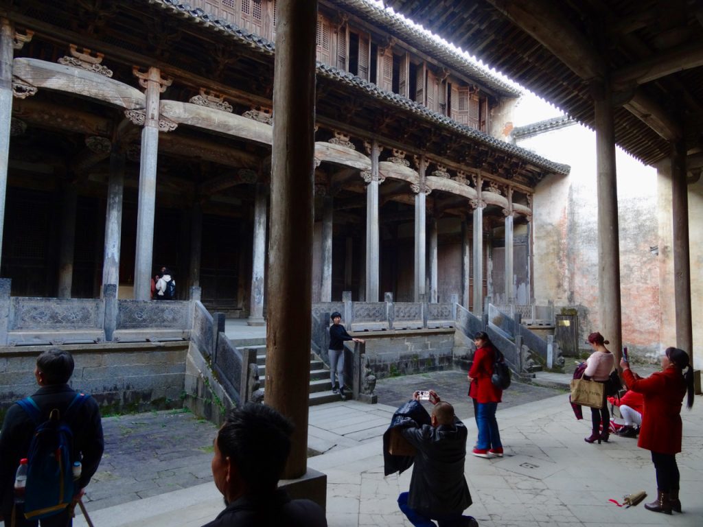 CHINA-2017-16-194 CHINA-2017-16-194