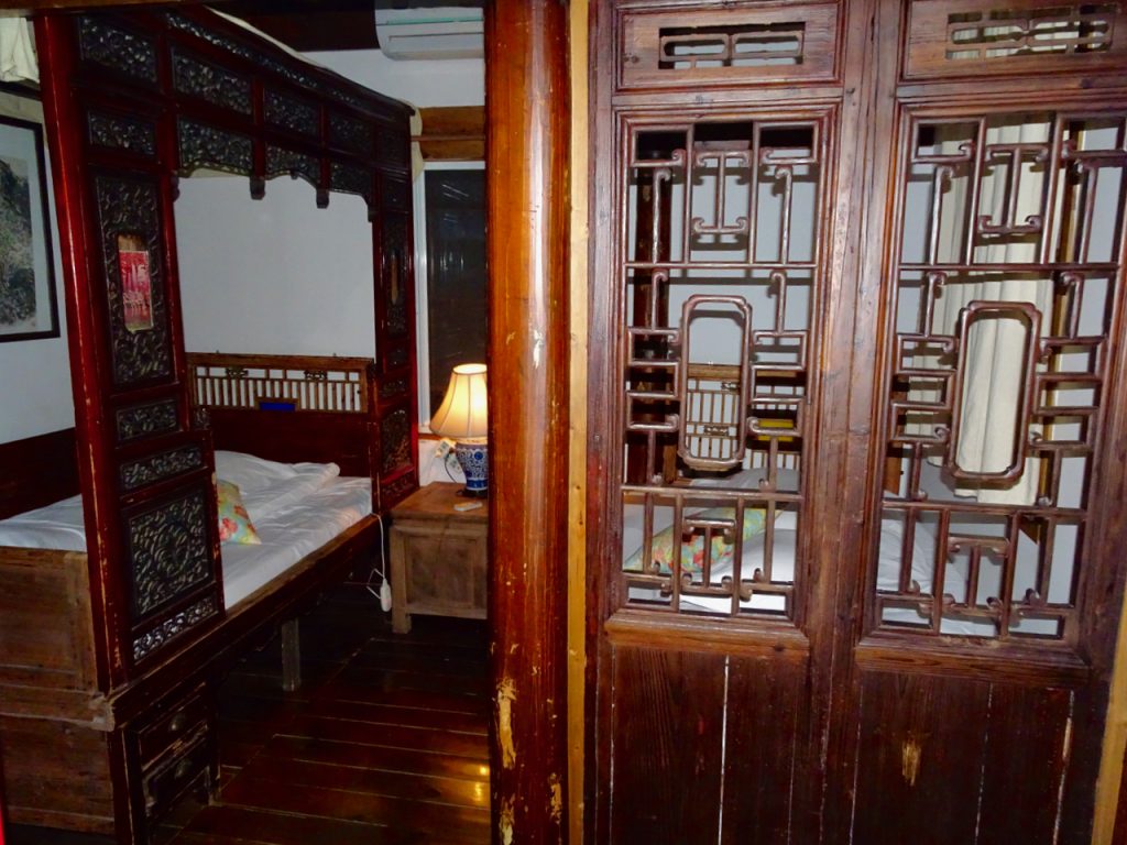 CHINA-2017-16-203 CHINA-2017-16-203