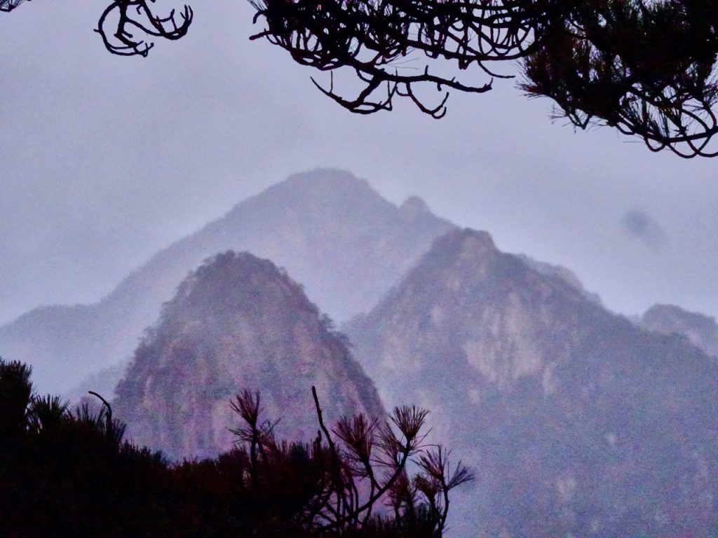 CHINA-2017-18-002 CHINA-2017-18-002