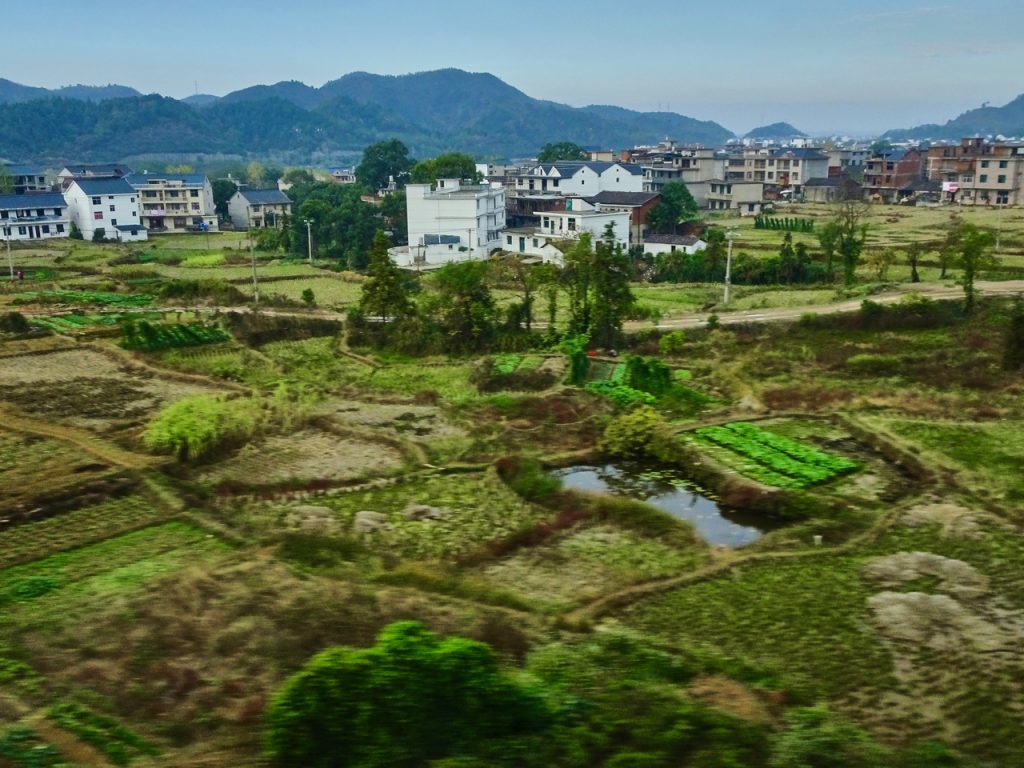 CHINA-2017-18-037 CHINA-2017-18-037