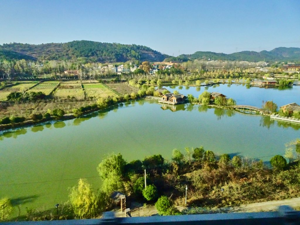 CHINA-2017-18-047 CHINA-2017-18-047