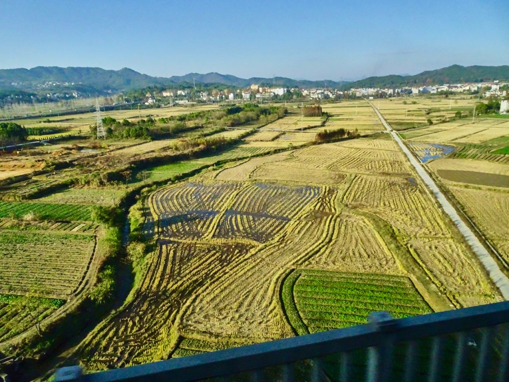 CHINA-2017-18-051 CHINA-2017-18-051