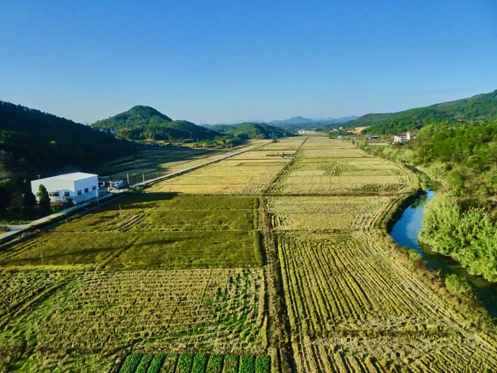 CHINA-2017-18-052 CHINA-2017-18-052
